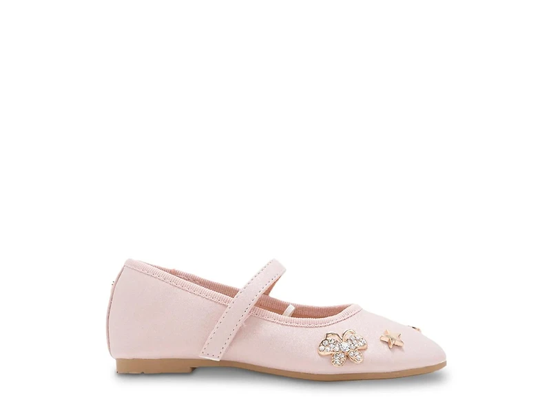 Briana Mary Jane Flat