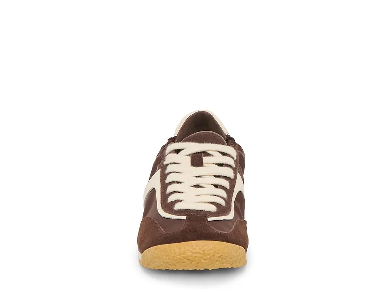 Sariya Sneaker