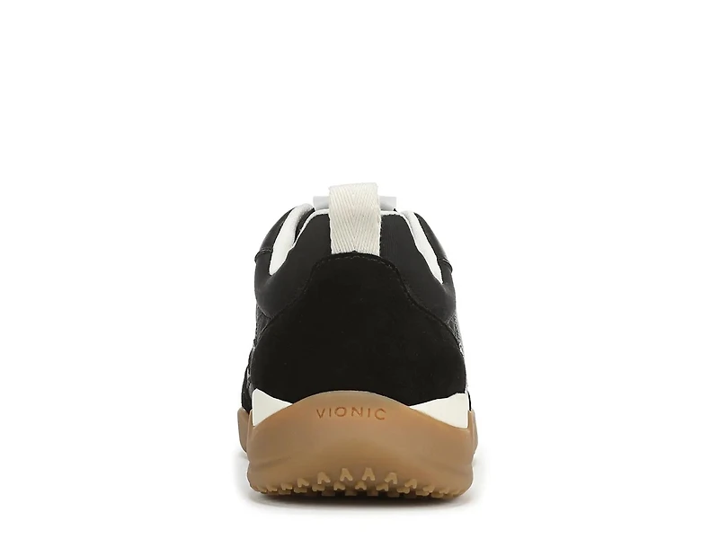 Walk Slim Glide Sneaker