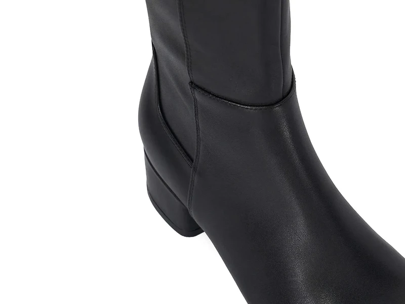 Tayla Boot