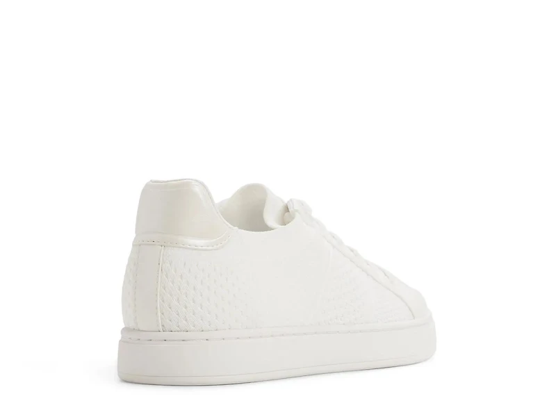 Criehar Sneaker - Women's