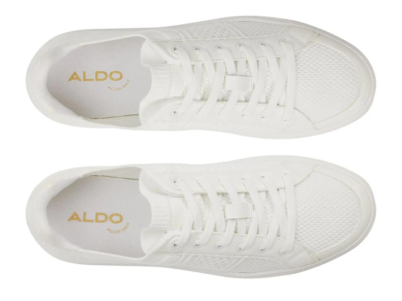 Criehar Sneaker - Women's