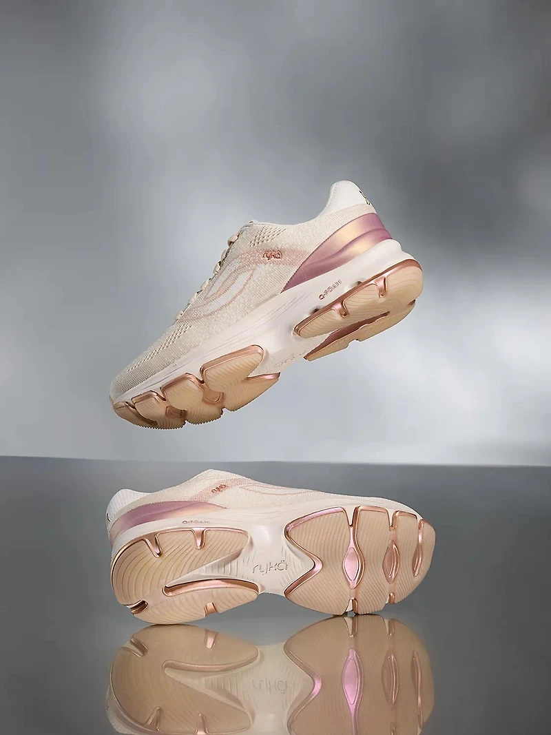 Devotion Stride LX Walking Shoe