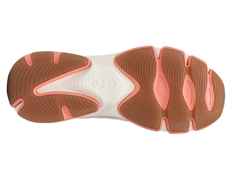 Devotion X 2 Walking Shoe