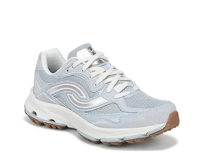 Devotion X TR 2 Lifestyle Sneaker