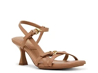 Jayden Sandal