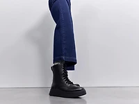 F-Mode Stitch Warm Bootie