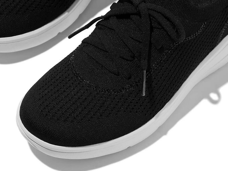 Super-Q Slip-On Sneaker