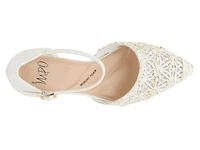 Evangeline Pump