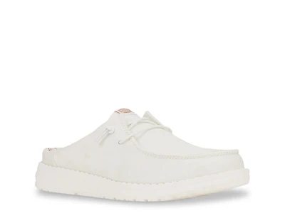 Wendy Slip Stretch Slip-On