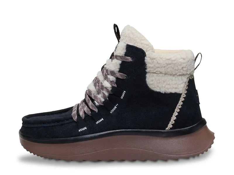 Wendy Peak Apres Bootie