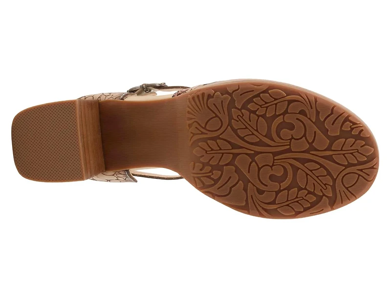 Courtney Platform Pump