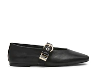 Lucia Mary Jane Flat