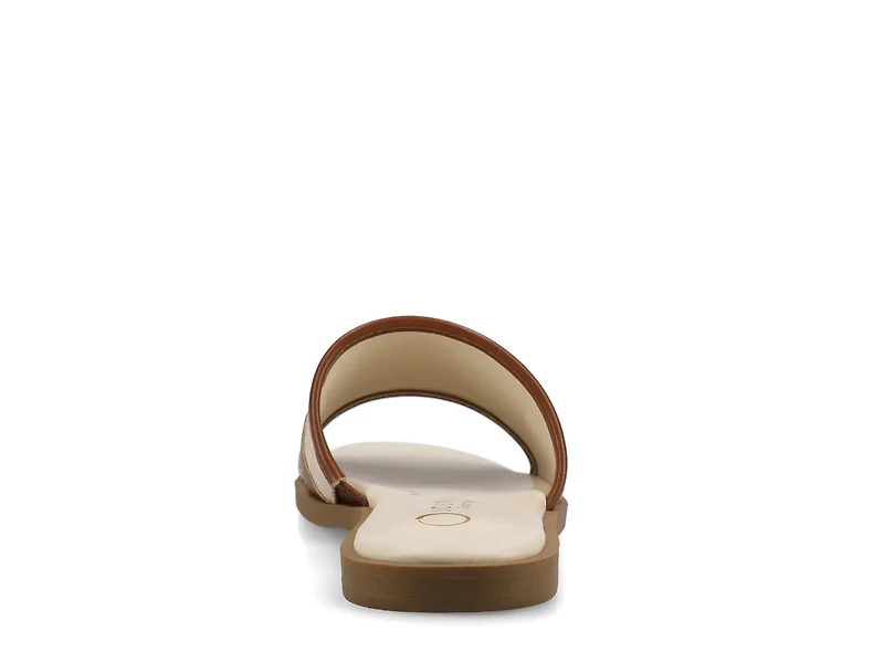 Priya Sandal
