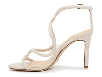 Januel Sandal