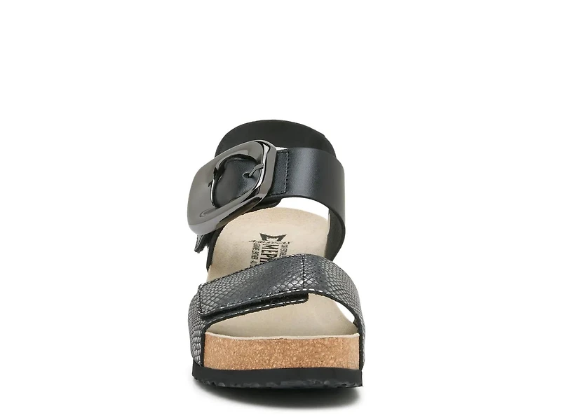 Leandre Wedge Sandal