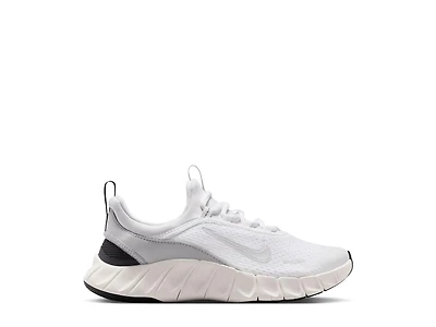Free Ride Sneaker