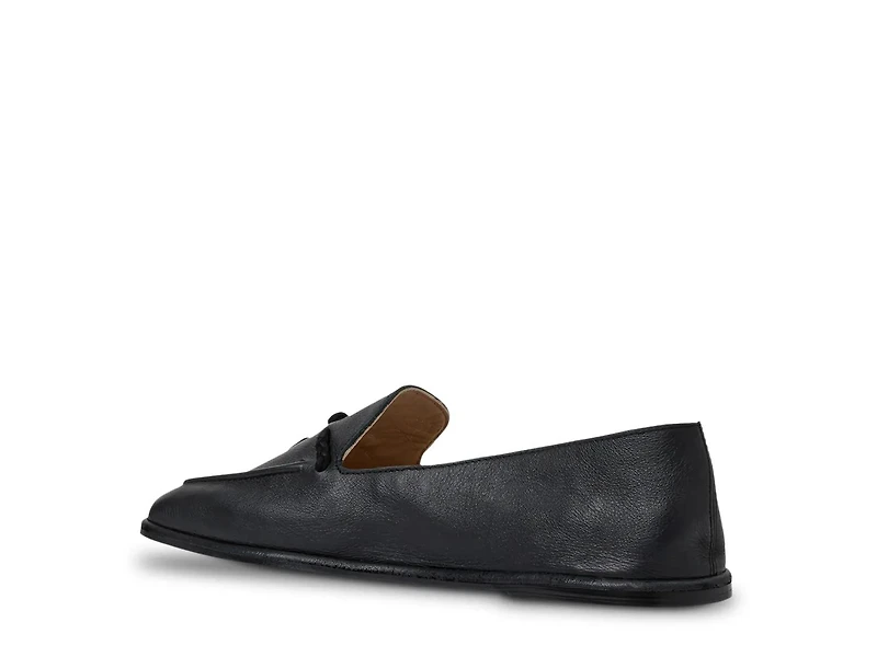 Pandora Loafer