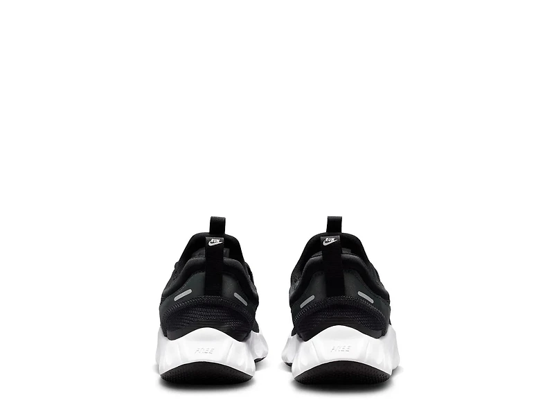 Free Ride Sneaker