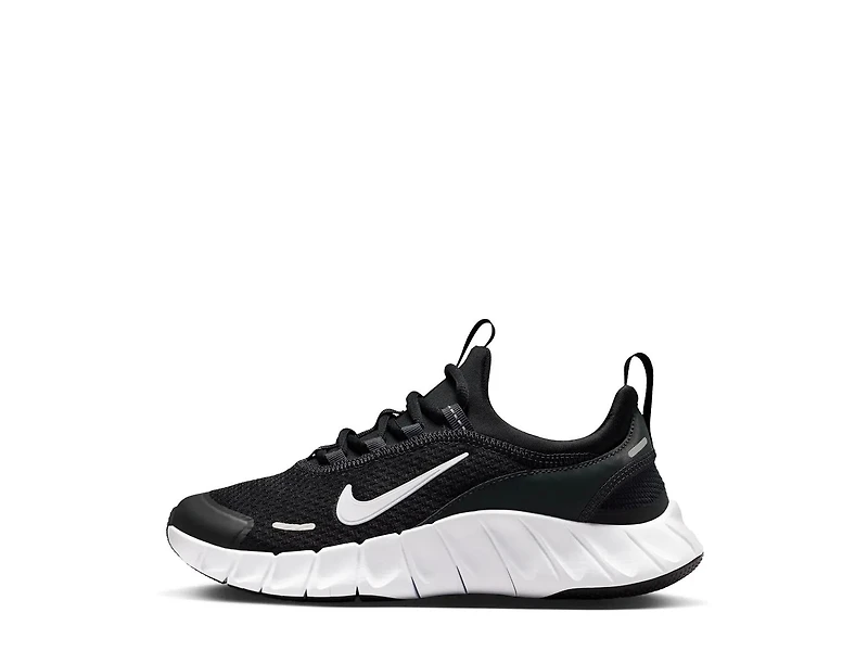 Free Ride Sneaker