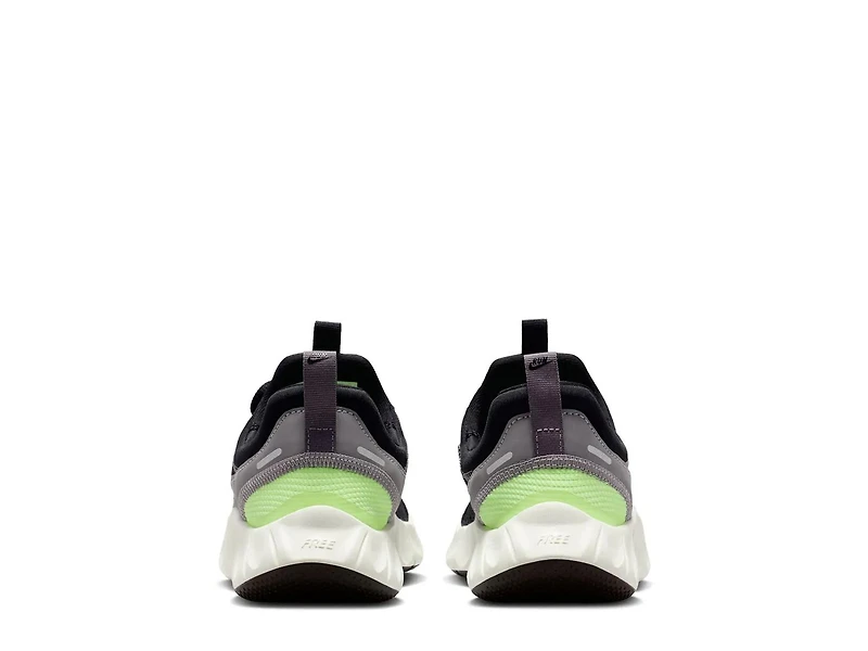 Free Ride Sneaker