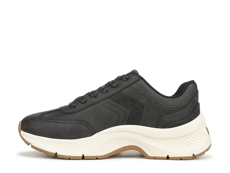 Walk Mode Sneaker