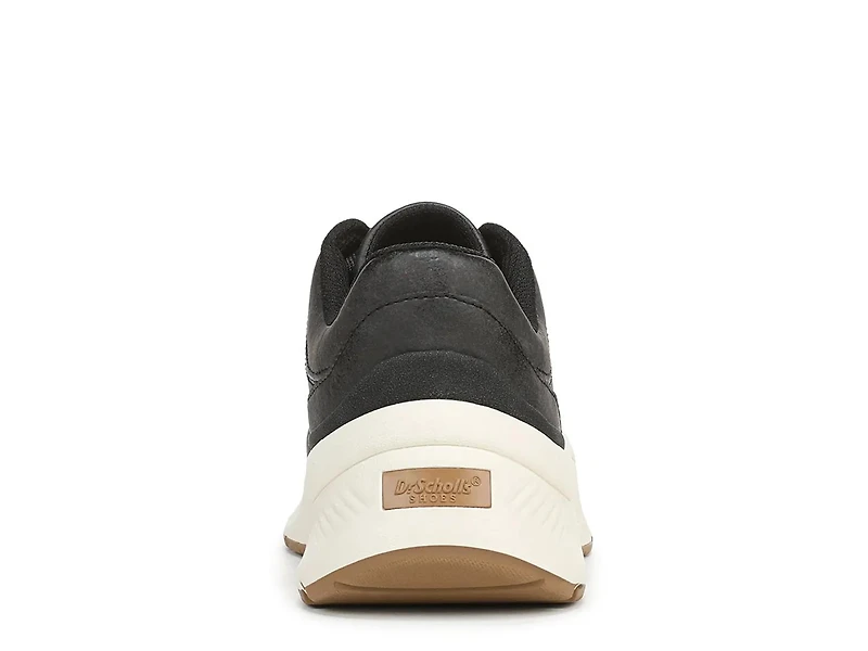 Walk Mode Sneaker