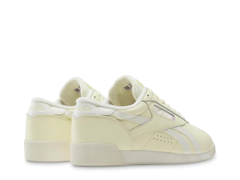 Freestyle Lo Sneaker