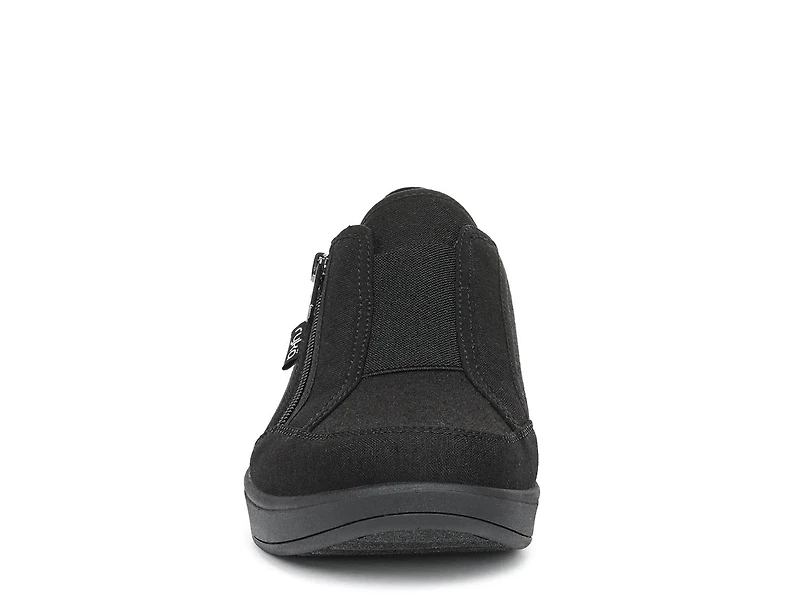 Lounge Zip Sneaker