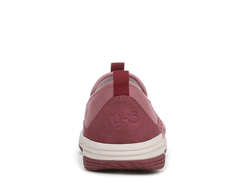 Amelia 2 Slip-On Sneaker
