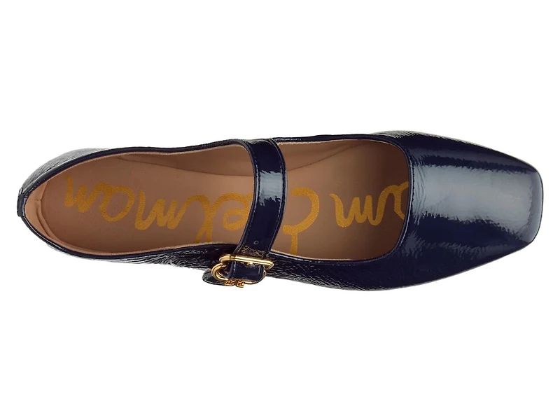 Michaela Mary Jane Flat