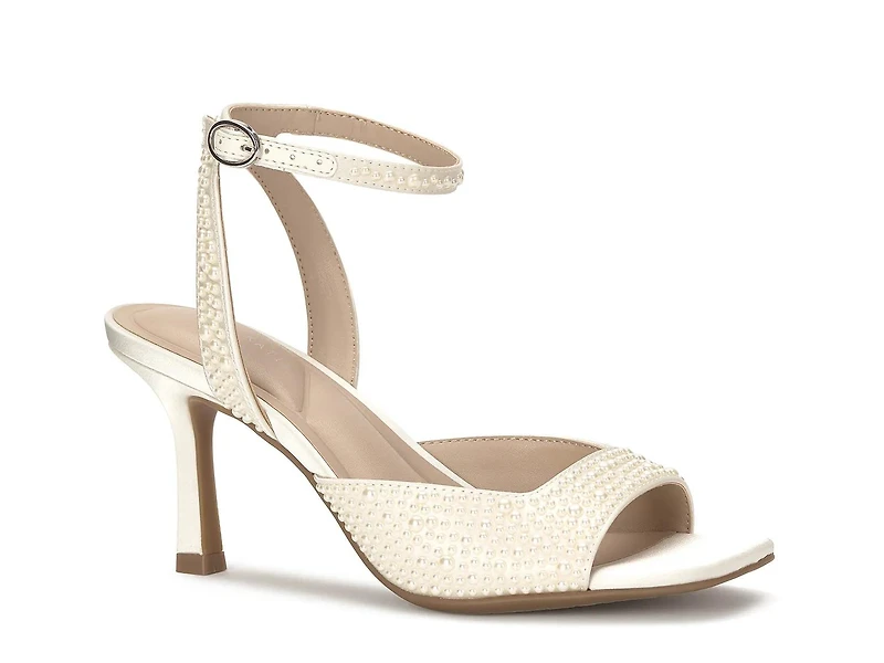 Ianna Sandal