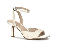 Ianna Sandal
