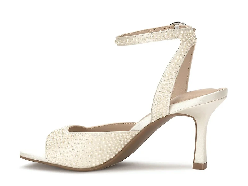 Ianna Sandal