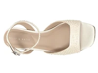 Ianna Sandal