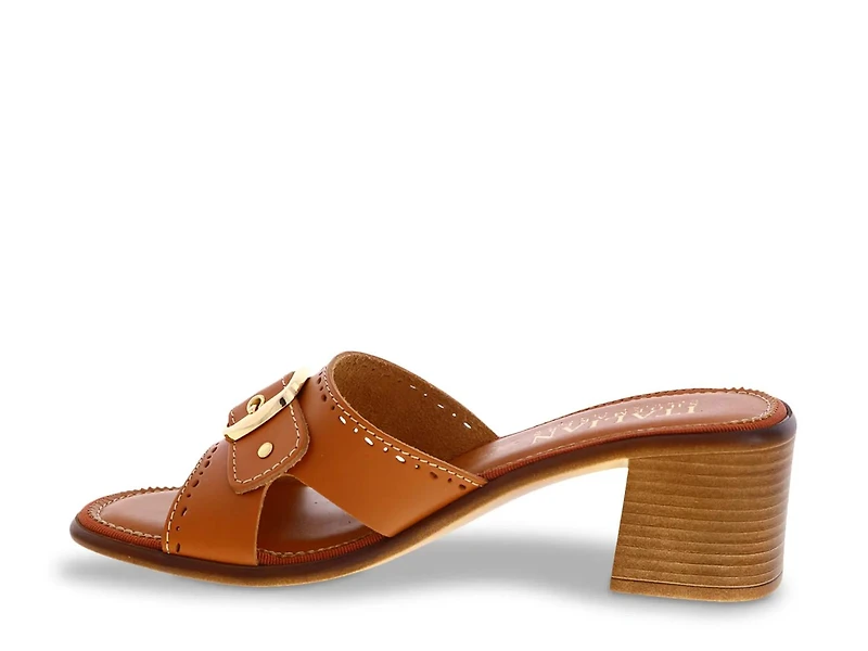 Kaela Sandal