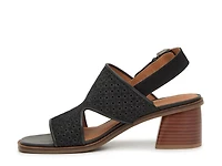 Madi Sandal