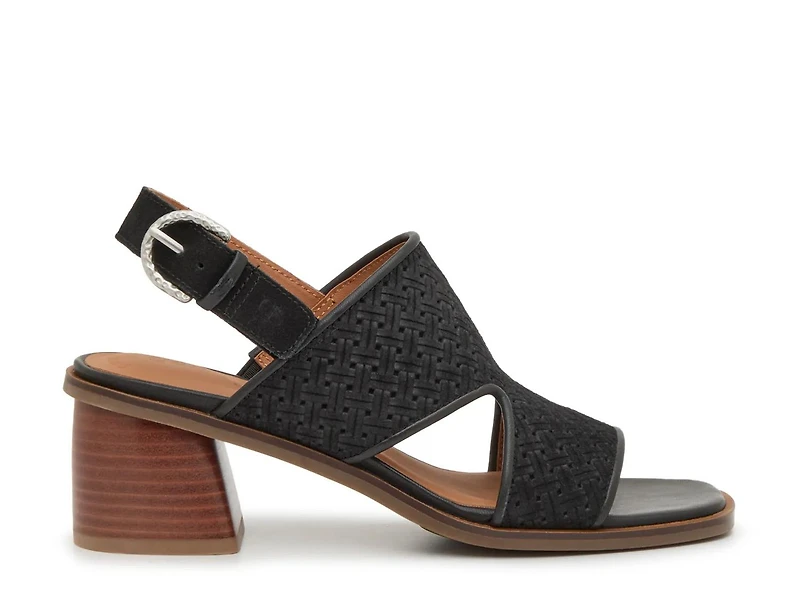 Madi Sandal
