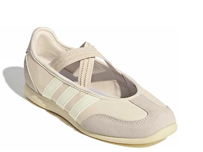 Barreda Mary Jane Sneaker