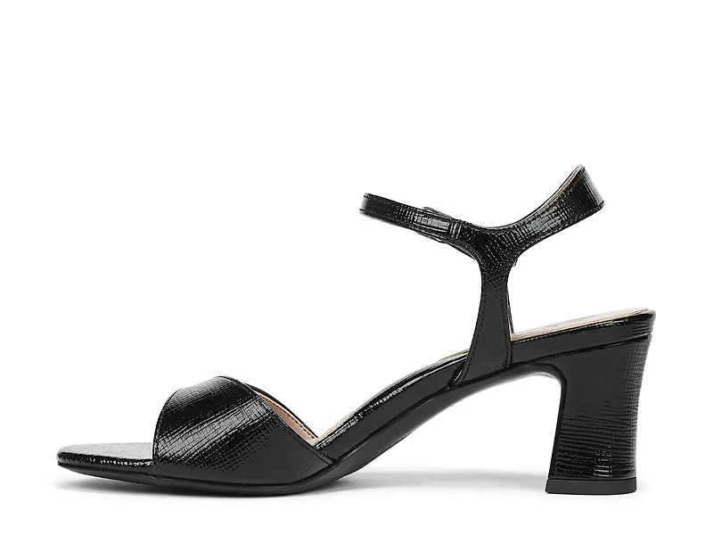 Nyla Sandal