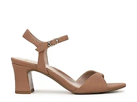 Nyla Sandal