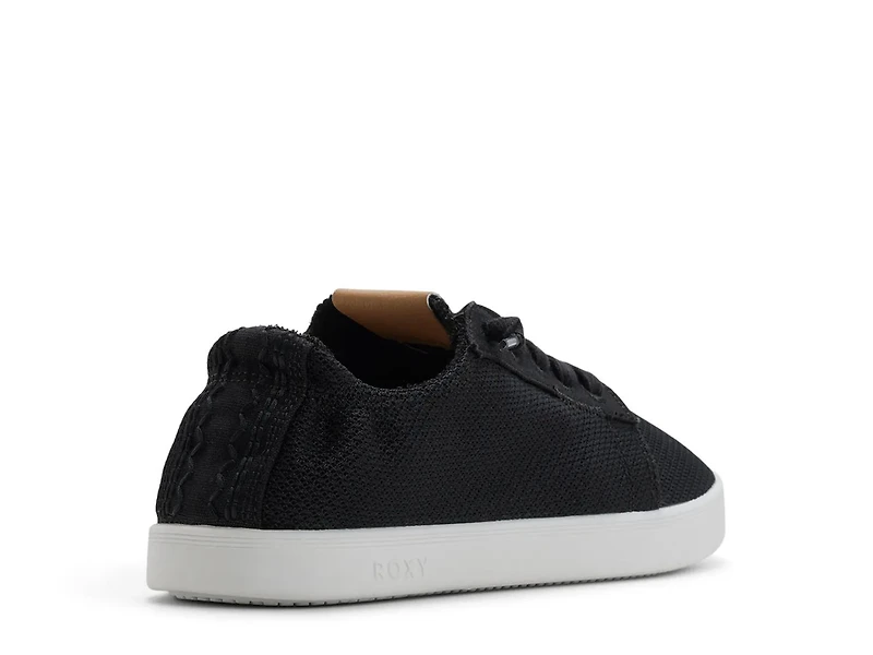 Mauka Sneaker