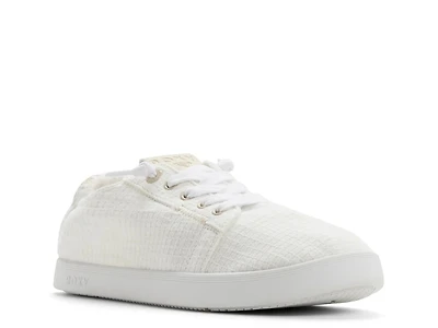 Mauka Sneaker