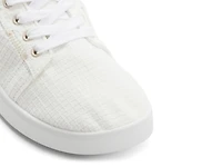 Mauka Sneaker