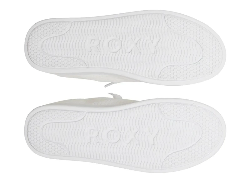 Mauka Sneaker