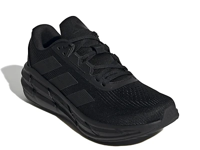 Questar 3 Running Shoe