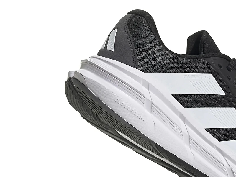 Questar 3 Running Shoe