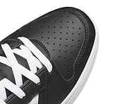 Hoops Classic Sneaker