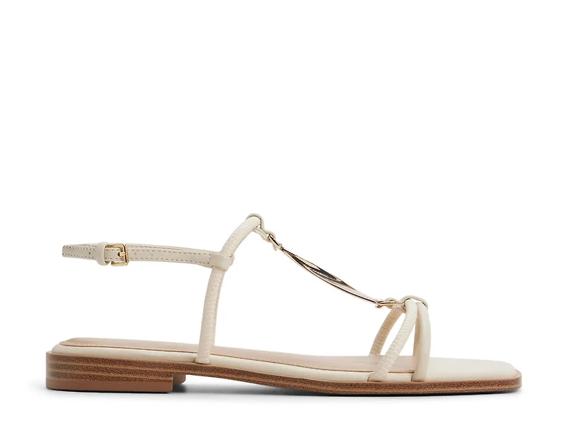 Ebaeryn Sandal