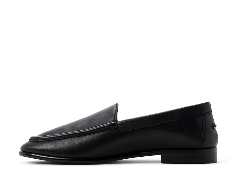 Ambar Loafer
